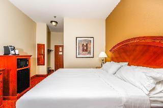 Oyo Townhouse Airport Hotel Oklahoma City